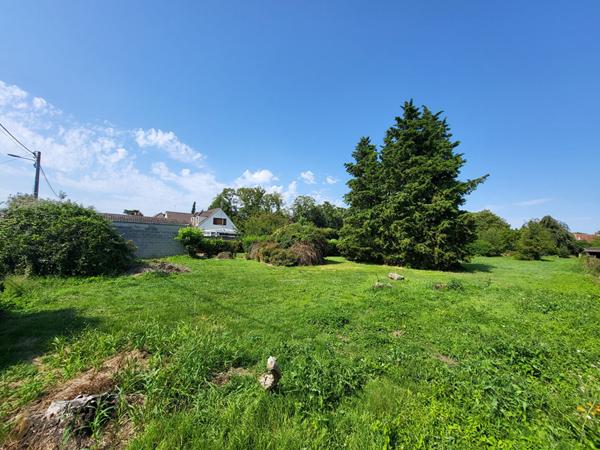 Terrain à bâtir de 750m² sur Guignes
