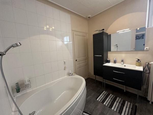 Appartement à vendre à Vichy dans l'Allier (03200), ref : 2024/854-03020