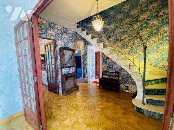 A Vendre à Pleumeur-Bodou (22560) en Côtes-d'Armor (22), Maison en bord de mer, d'une surface d...