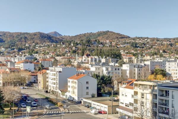 Appartement type 3 bis + parking couvert