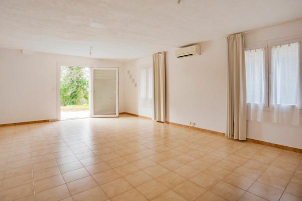 Maison à vendre    6 pièces •  Bagnols-en-Forêt