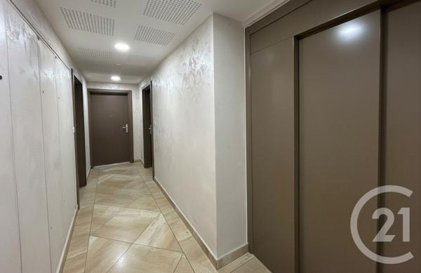 Appartement F2 à vendre  2 pièces - 43 m2 L ISLE ADAM - 95