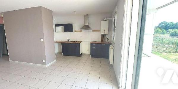  À proximité du centre d'Acigné, au sein d'une résidence sécurisée, venez découvrir ce bel appa...