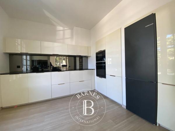 Blois, Maison de ville 7 Chambres -  361 m² à vendre