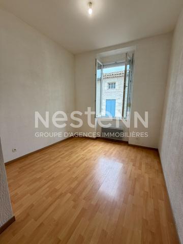 A louer T2 DUPLEX de 30m²  à SAINTE BAZEILLE au coeur du village