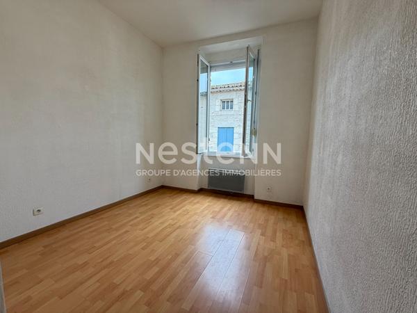 A louer T2 DUPLEX de 30m²  à SAINTE BAZEILLE au coeur du village