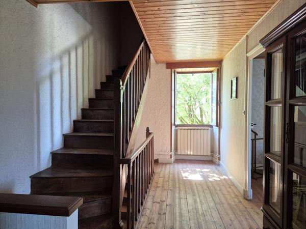 Maison familiale ou projet de gîtes à 5 min de Ruffec