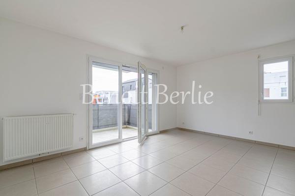 T3 récent avec balcon