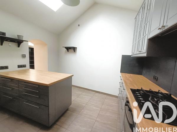 Maison à vendre 7 pièces 144 m² Saint-Étienne-de-Montluc