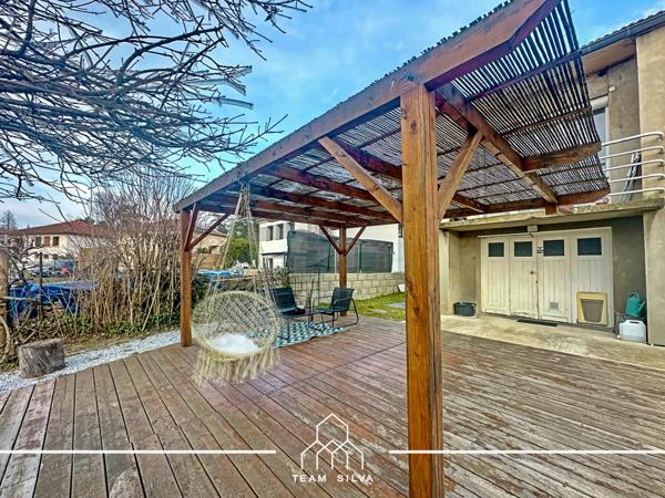 Maison 5 pièces - 120 m² Exclusivité efficity