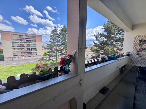 Appartement  T3 Cournon D Auvergne, 2 chambres, balcon et cave
