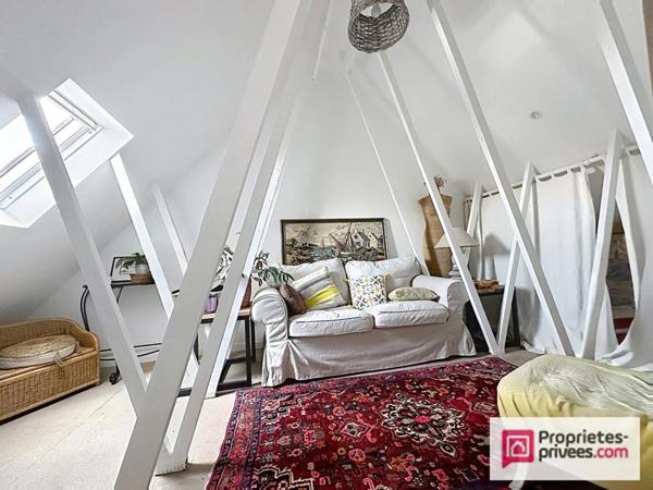 Coup de coeur à Touques ? Maison de 100 m² rénovée avec jardin intimiste et garage à 5 min de Deauville