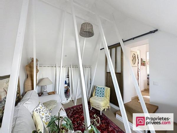 Coup de coeur à Touques ? Maison de 100 m² rénovée avec jardin intimiste et garage à 5 min de Deauville