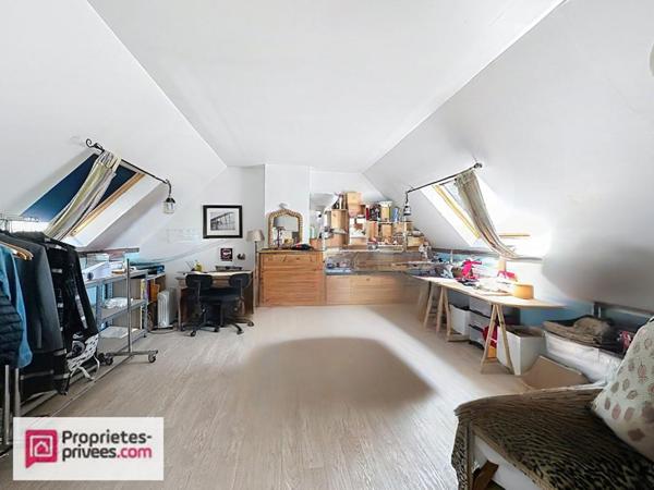 Coup de coeur à Touques ? Maison de 100 m² rénovée avec jardin intimiste et garage à 5 min de Deauville