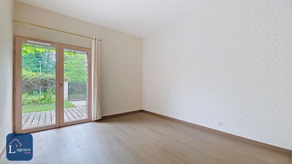 Villa-Appartement de standing, Résidence H2OME, Sous-plex, Double terrasse, Garage et place de parking Divonne-les-Bains 01220