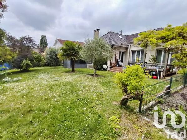 Maison à vendre 8 pièces 130 m² L'Étang-la-Ville