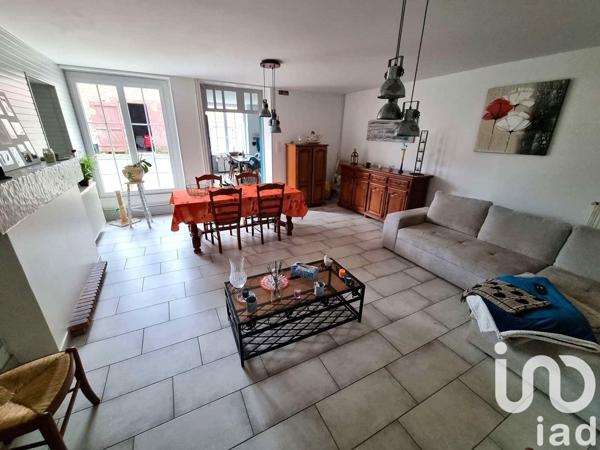 House for sale 4 rooms 135 m² Thénezay