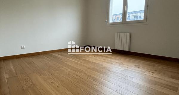 Location Appartement 2 pièces 49.99 m² - Melun 77000