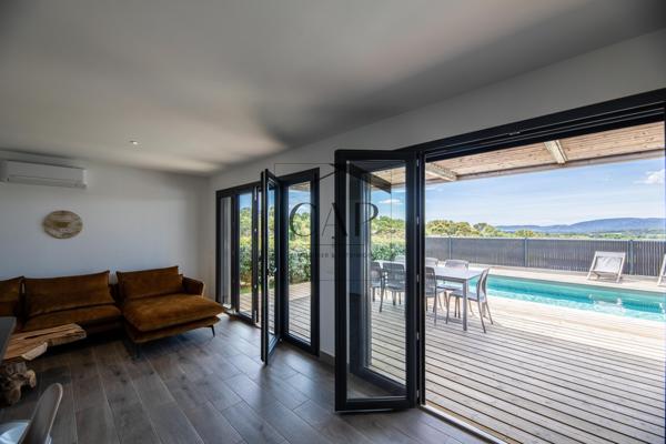 Lecci (20137) Résidence haut de gamme en Corse du Sud – Vente en bloc d’un domaine d’exception avec conciergerie et piscines