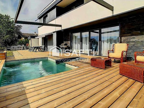 Maison d'architecte familiale, moderne et récente à Allinges