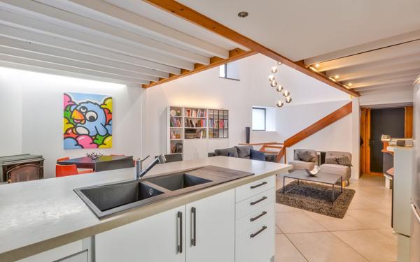 Maison à vendre    6 pièces • 168 m2 Mornant