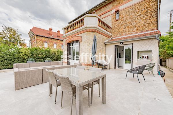 Maison 9 pièces - 233 m² Bien prestige