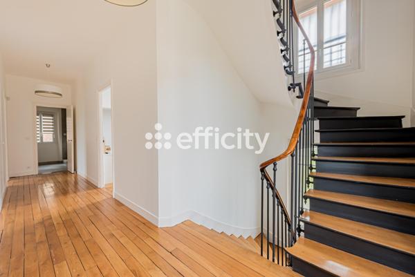 Maison 9 pièces - 233 m² Bien prestige