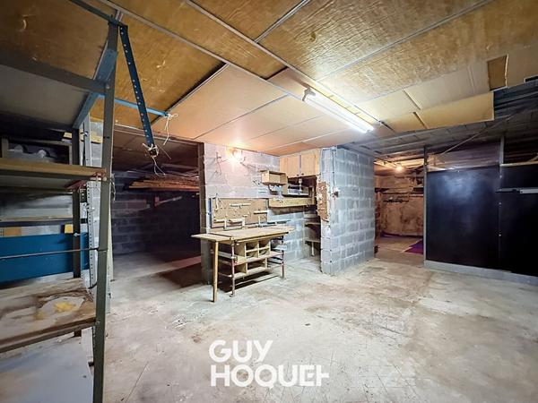 Maison 4 pièces à vendre à Sennecé-les-Mâcon, Mâcon - Travaux à prévoir