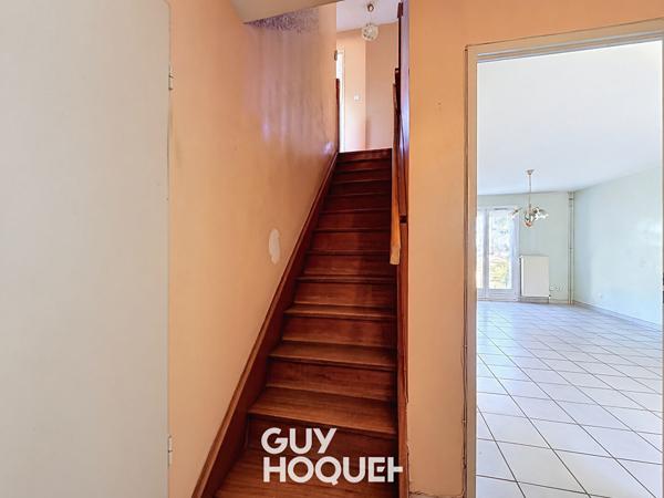 Maison 4 pièces à vendre à Sennecé-les-Mâcon, Mâcon - Travaux à prévoir