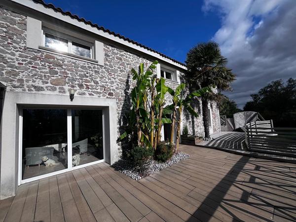 Maison Vezins 7 pièce(s)