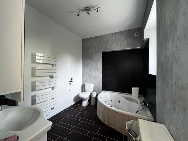 Maison Vezins 7 pièce(s)