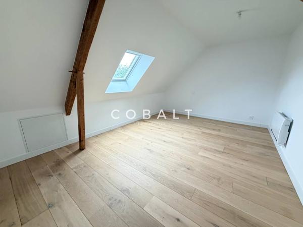 Maison familiale rénovée aux volumes généreux dans un cadre paisible.