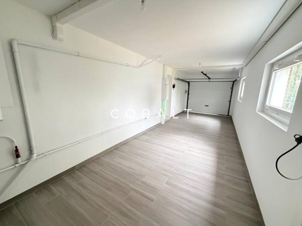 Maison familiale rénovée aux volumes généreux dans un cadre paisible.