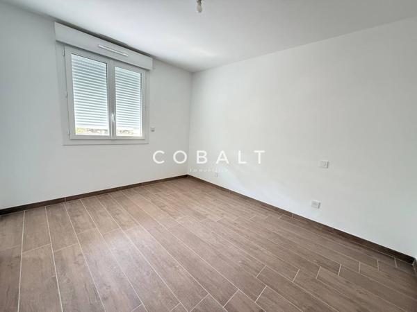 Maison familiale rénovée aux volumes généreux dans un cadre paisible.