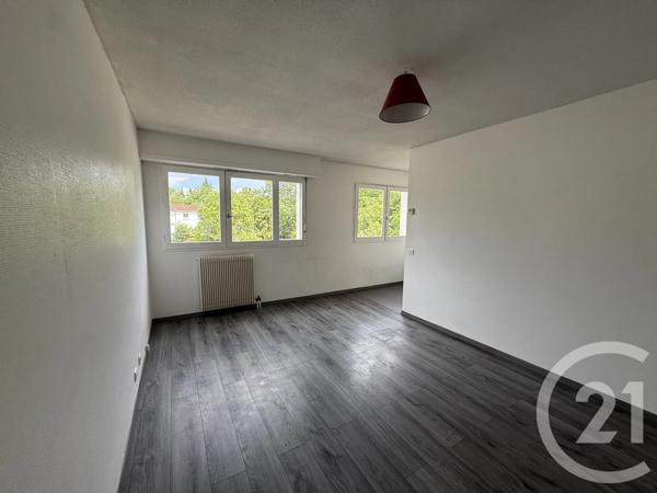 Appartement Studio à vendre  1 pièce - 36,21 m 2   PAU  - 64