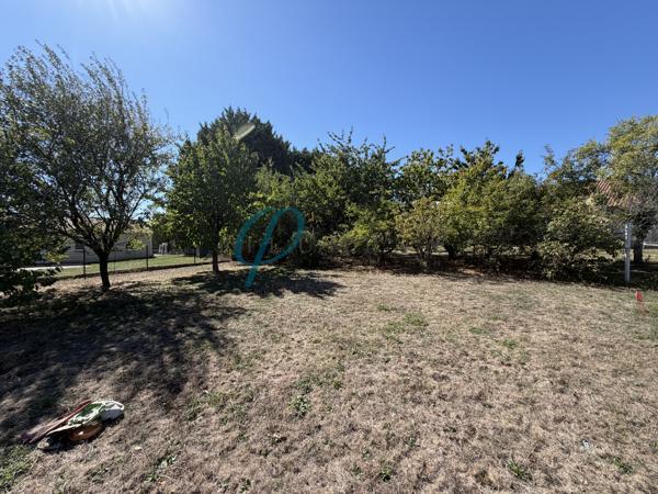 Terrain à batir de 612 m²