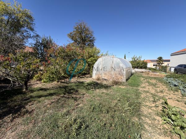 Terrain à batir de 612 m²