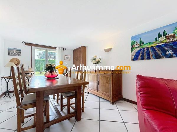 Vente Maison 5 pièces 165 m2 à Saint-Quentin-Fallavier