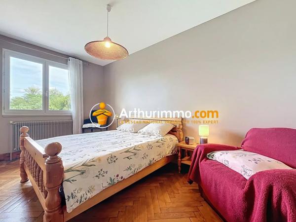 Vente Maison 5 pièces 165 m2 à Saint-Quentin-Fallavier