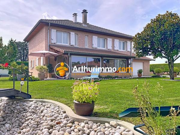 Vente Maison 5 pièces 165 m2 à Saint-Quentin-Fallavier