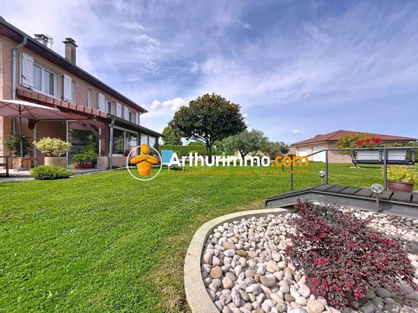 Vente Maison 5 pièces 165 m2 à Saint-Quentin-Fallavier