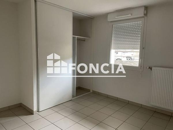 Location Appartement 3 pièces 57.9 m² - 27 RUE DU SOLAYER RESIDENCE LE CLOS VULCAIN APPART A2 Clermont-ferrand 63100