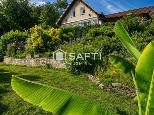 Très proche Dole : Authume  Maison de 150 m² sur sous sol complet.