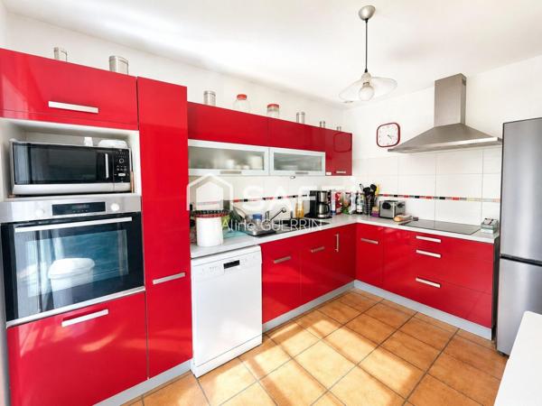 Très proche Dole : Authume  Maison de 150 m² sur sous sol complet.