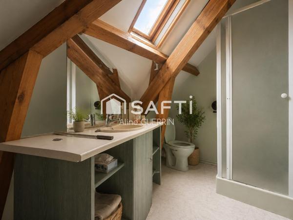 Très proche Dole : Authume  Maison de 150 m² sur sous sol complet.