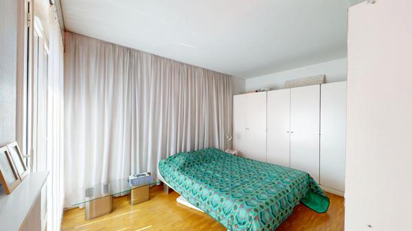 Appartement Chatenay Malabry 4 pièce(s) 101.79 m2 ; Domaine de Seignelay ; Balcon ; Box ; Dernier étage