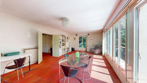 Appartement Chatenay Malabry 4 pièce(s) 101.79 m2 ; Domaine de Seignelay ; Balcon ; Box ; Dernier étage