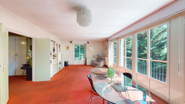 Appartement Chatenay Malabry 4 pièce(s) 101.79 m2 ; Domaine de Seignelay ; Balcon ; Box ; Dernier étage