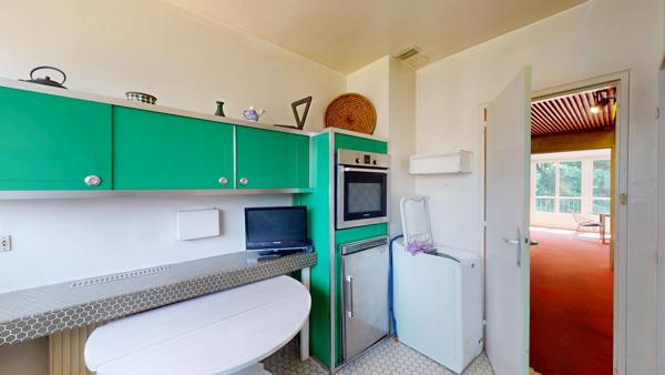 Appartement Chatenay Malabry 4 pièce(s) 101.79 m2 ; Domaine de Seignelay ; Balcon ; Box ; Dernier étage