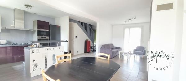 Maison familiale - 5 chambres -sous-sol total - 15 min à pied du RER B "La Hacquinière"